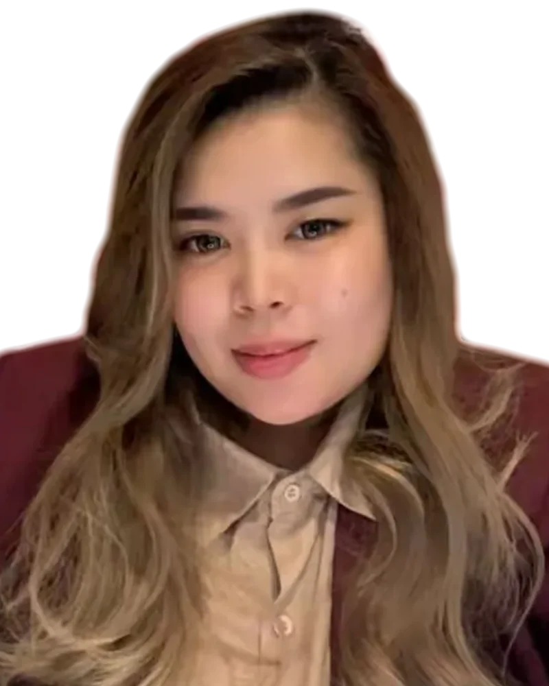 Yien, senior stylist at Dashing Diva Shah Alam, butterfly haircut and balayage specialist at Kompleks PKNS